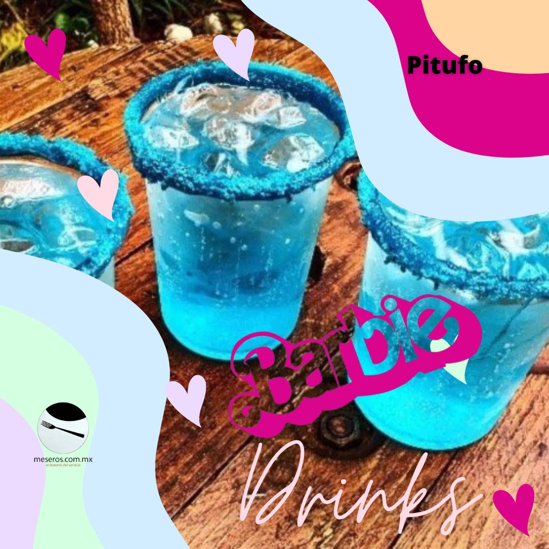 Cocktail azul base vodka y lima limon con refresco energizante en azul y escarchado con miguelito azul